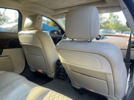 2016 Jaguar Xj - Image 25
