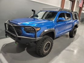 2017 Toyota Tacoma Double Cab - - Image 7