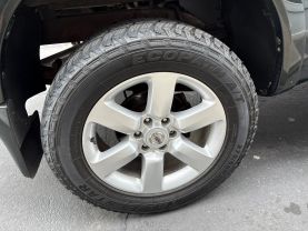 2008 NISSAN TITAN CREW CAB PICKUP V8, 5.6 LITER XE PICKUP 4D 5 1/2 FT