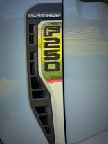 2024 FORD F250 SUPER DUTY CREW CAB PICKUP V8, TURBO DIESEL, 6.7 LITER PLATINUM PICKUP 4D 6 3/4 FT