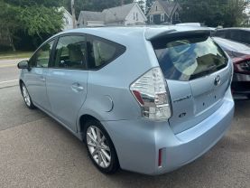 2013 Toyota Prius V - Image 5
