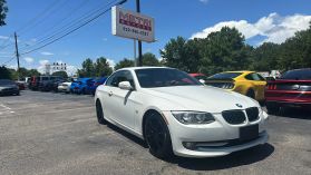 2011 Bmw 3 Series - Image 3