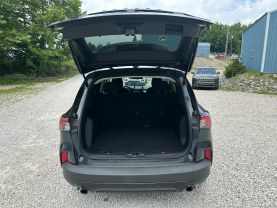 2022 FORD ESCAPE SUV 3-CYL, ECOBOOST, TURBO, 1.5 LITER SE SPORT UTILITY 4D at T&T Repairables - used car dealership in Spencer, Indiana.