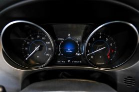 2017 Jaguar F-pace - Image 16