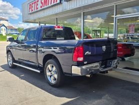 2016 Ram 1500 Crew Cabbig Horn Pickup 4d 5 1/2 Ft - Image 9
