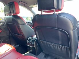 2017 Porsche Macan - Image 25