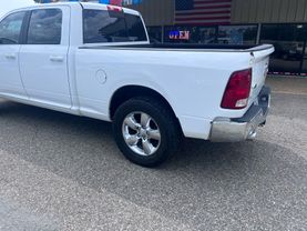 2019 RAM 1500 CLASSIC CREW CAB PICKUP V8, HEMI, 5.7 LITER BIG HORN PICKUP 4D 6 1/3 FT