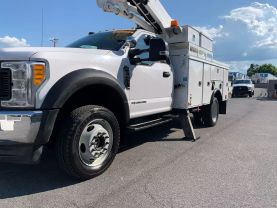 2017 FORD F550 SUPER DUTY 46T BUCKET TRUCK ALTEC AT41M BUCKET TRUCKS V8, TURBO DIESEL, 6.7 LITER XL 169" W.B. 2D - Eddies Auto Sales