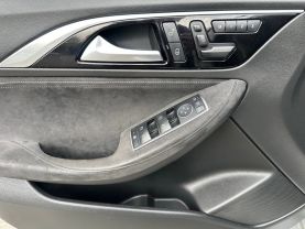 2017 Infiniti Qx30 Sport Suv 4d - Image 13