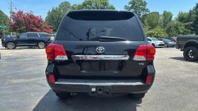 2015 Toyota Land Cruiser - Image 5