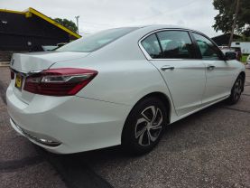 2017 HONDA ACCORD SEDAN 4-CYL, I-VTEC, 2.4 LITER LX SEDAN 4D