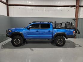 2017 Toyota Tacoma Double Cab - - Image 6