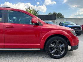 2019 DODGE JOURNEY SUV 4-CYL, 2.4 LITER CROSSROAD SPORT UTILITY 4D