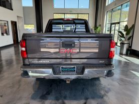 2015 GMC SIERRA 1500 CREW CAB PICKUP V8, ECOTEC3, 6.2 LITER SLT PICKUP 4D 5 3/4 FT