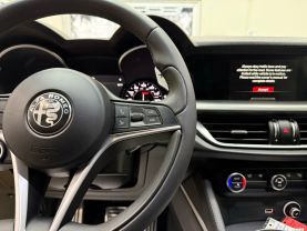 2018 ALFA ROMEO STELVIO