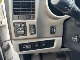2012 TOYOTA TUNDRA CREWMAX