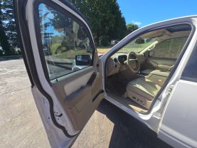 2009 FORD EXPLORER SUV V6, 4.0 LITER EDDIE BAUER SPORT UTILITY 4D