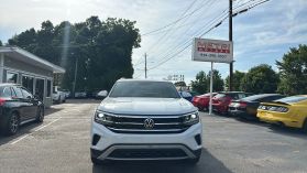 2021 Volkswagen Atlas Cross Sport - Image 2