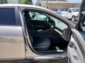 2022 HYUNDAI ELANTRA SEDAN 4-CYL, 2.0 LITER SEL SEDAN 4D at Motors On Wheels - used car dealership in Houston, Texas.