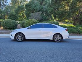 2022 KIA FORTE GT-LINE SEDAN 4D