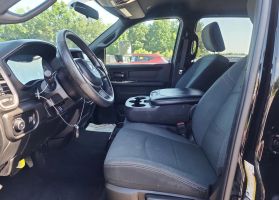 2021 RAM 2500 CREW CAB PICKUP V8, HEMI, 6.4 LITER TRADESMAN PICKUP 4D 6 1/3 FT