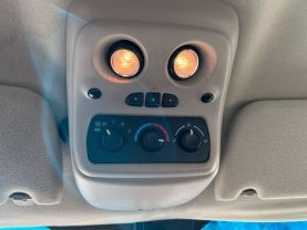 2005 Chevrolet Tahoe - Image 21