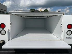 2018 CHEVROLET SILVERADO 2500 HD CREW CAB 8FT KNAPHEIDE SERVICE BED TRUCK SERVICE/UTILITY TRUCKS V8, FLEX FUEL, 6.0 LITER WORK TRUCK PICKUP 4D 8 FT - Eddies Auto Sales