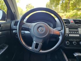 2010 VOLKSWAGEN JETTA LIMITED EDITION SEDAN 4D