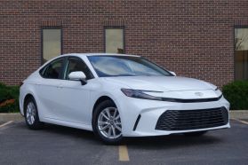 2025 TOYOTA CAMRY SEDAN 4-CYL, HYBRID, 2.5 LITER LE SEDAN 4D
