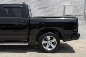 2014 RAM 1500 CREW CAB PICKUP V8, HEMI, 5.7 LITER SPORT PICKUP 4D 5 1/2 FT
