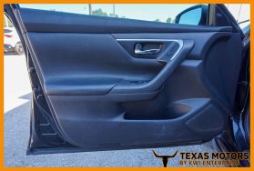 2017 NISSAN ALTIMA SEDAN 4-CYL, 2.5 LITER 2.5 SV SEDAN 4D
