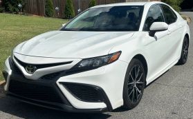 2021 Toyota Camry - Image 1