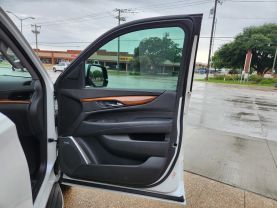 2016 CADILLAC ESCALADE SUV V8, 6.2 LITER PREMIUM SPORT UTILITY 4D