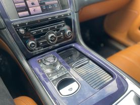 2013 Jaguar Xj - Image 16