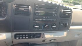 2006 FORD F350 SUPER DUTY REGULAR CAB & CHASSIS CAB CHASSIS V8, TURBO DSL 6.0L 141" W.B. 2D