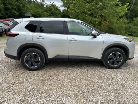2025 NISSAN ROGUE SUV 3-CYL, TURBO, 1.5 LITER SV SPORT UTILITY 4D at T&T Repairables - used car dealership in Spencer, Indiana.