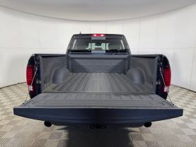 2014 RAM 1500 CREW CAB PICKUP V8, HEMI, 5.7 LITER SPORT PICKUP 4D 6 1/3 FT
