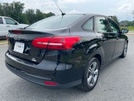2017 Ford Focus - Image 27