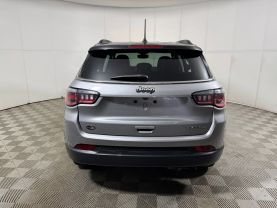 2020 JEEP COMPASS SUV 4-CYL, MULTIAIR, PZEV, 2.4 LITER LIMITED SPORT UTILITY 4D