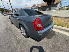 2006 CHRYSLER 300 SEDAN V8, HEMI, 5.7 LITER 300C SEDAN 4D