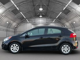 2012 KIA RIO HATCHBACK 4-CYL, 1.6 LITER LX HATCHBACK 4D