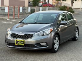 2016 KIA FORTE5 HATCHBACK 4-CYL, GDI, 2.0 LITER LX HATCHBACK 4D