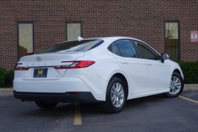 2025 TOYOTA CAMRY SEDAN 4-CYL, HYBRID, 2.5 LITER LE SEDAN 4D