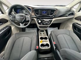 2017 CHRYSLER PACIFICA VAN BLACK AUTOMATIC - CARPALACE, Chantilly, VA. 38.91645215435775, -77.47495885092432