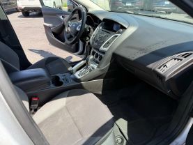 2014 FORD FOCUS HATCHBACK 4-CYL, FLEX FUEL, 2.0L SE HATCHBACK 4D