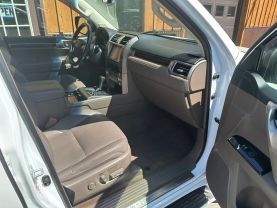 2016 LEXUS GX SUV V8, 4.6 LITER GX 460 SPORT UTILITY 4D