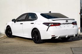 2021 Toyota Camry - Image 11