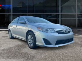 2012 Toyota Camry Le Hybrid Sedan 4d - Image 2