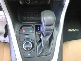 2022 TOYOTA RAV4 HYBRID SUV 4-CYL, HYBRID, 2.5 LITER XLE SPORT UTILITY 4D