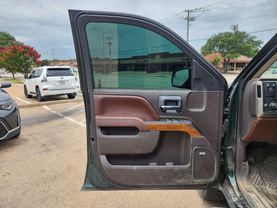 2015 CHEVROLET SILVERADO 1500 CREW CAB PICKUP V8, ECOTEC3, 5.3 LITER HIGH COUNTRY PICKUP 4D 5 3/4 FT